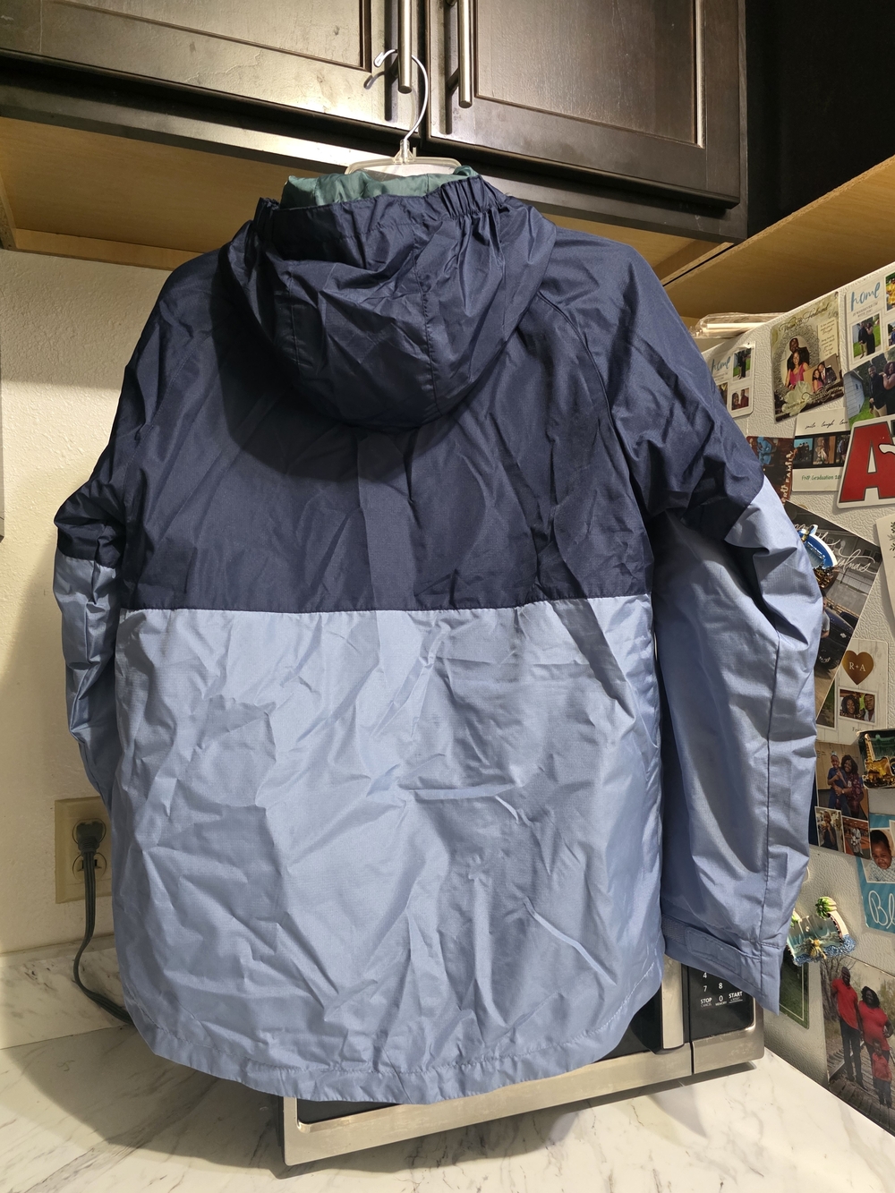 Eddie Bauer Two-Tone Hooded Windbreaker in Navy & Light Blue Youth Boys 14/16 - Picture 9 of 12